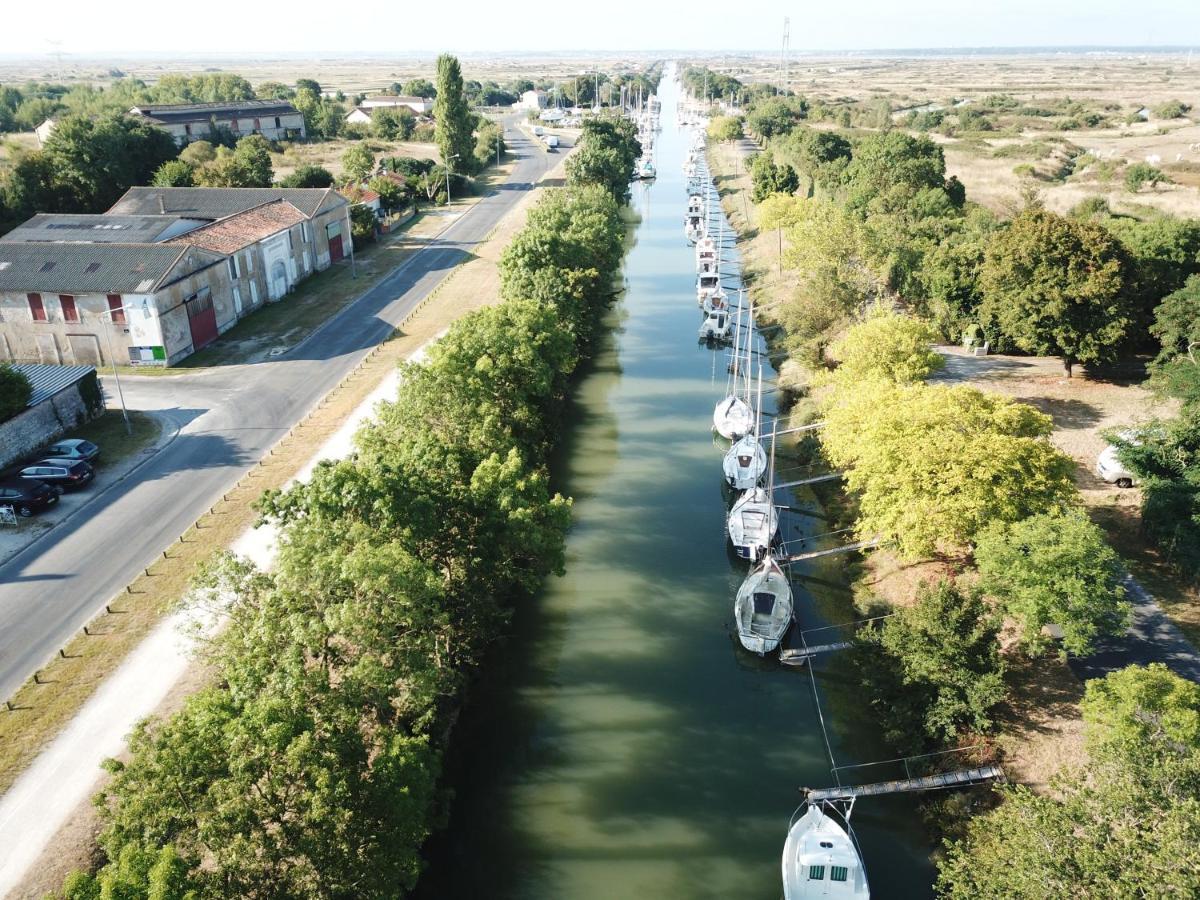 Le Logis Du Canal Bed & Breakfast Marennes  Eksteriør bilde